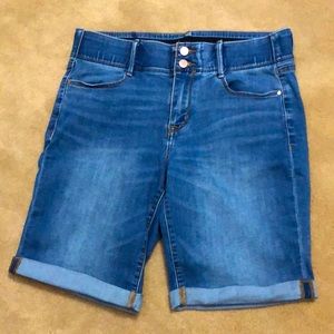 Apt 9 Bermuda Jean Shorts